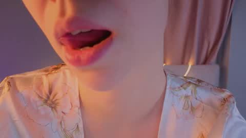 Snapshot of maygoodsell chatting on September 18, 7:01 pm Ann online show from September 18, 7:01 pm