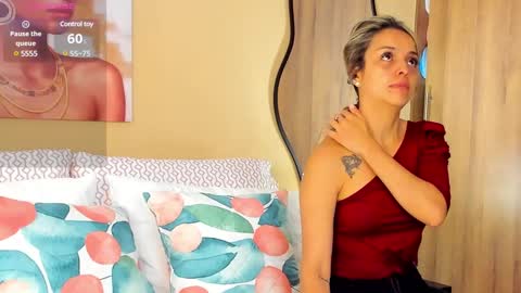MaylinFox online show from January 28, 1:05 pm