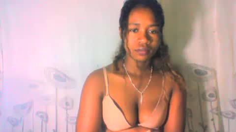 mayrah online show from January 22, 5:16 am