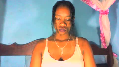 mayrah online show from January 19, 4:14 pm