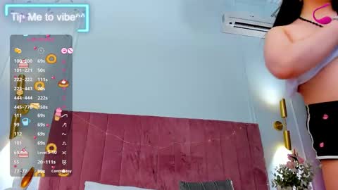 Snapshot of mayzzi chatting on September 25, 11:02 pm MayaLevi online show from September 25, 11:02 pm