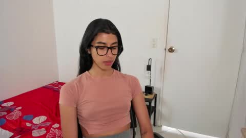 mazikeen_18 online show from June 2, 1:34 pm
