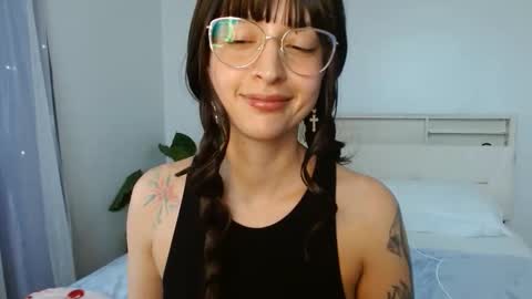 Mckayla online show from April 13, 4:19 pm