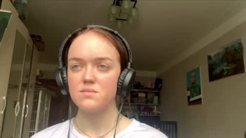 Hello Lisa here   Help me to make 50 thumbs up 333 online show from October 6, 8:53 am