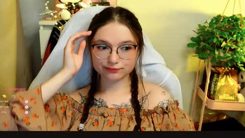 Hanna online show from December 3, 10:40 pm