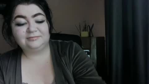 Snapshot of medjik_lool chatting on December 17, 6:45 am Oltereodora-lima online show from December 17, 6:45 am