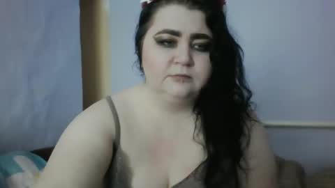 Snapshot of medjik_lool chatting on January 3, 7:27 am Oltereodora-lima online show from January 3, 7:27 am