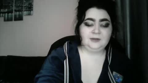 Snapshot of medjik_lool chatting on January 21, 7:58 am Oltereodora-lima online show from January 21, 7:58 am