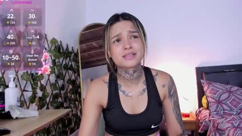 medussa13 online show from October 24, 1:07 pm