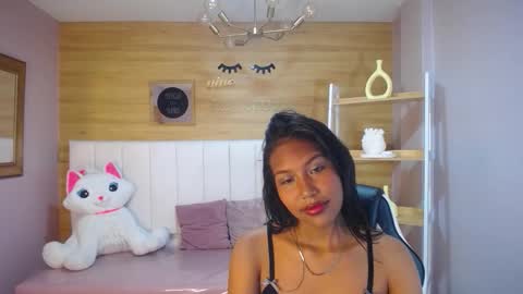 medussa_a online show from September 19, 3:33 pm