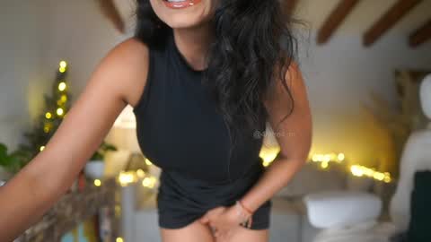 Andrea  online show from December 14, 7:14 pm