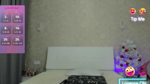 Snapshot of meegannlovee7 chatting on January 9, 6:17 am Megan online show from January 9, 6:17 am