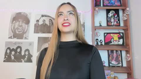 Snapshot of meeowlody chatting on October 21, 5:39 pm Emily online show from October 21, 5:39 pm