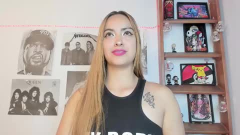 Snapshot of meeowlody chatting on October 1, 10:04 pm Emily online show from October 1, 10:04 pm