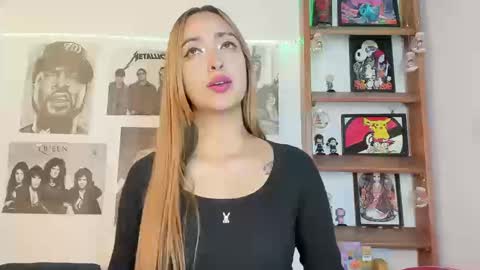 Snapshot of meeowlody chatting on September 24, 11:04 pm Emily online show from September 24, 11:04 pm