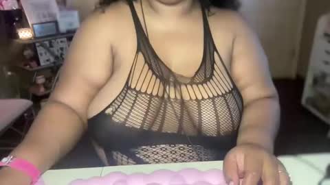 Southern Peach online show from December 3, 2:27 pm