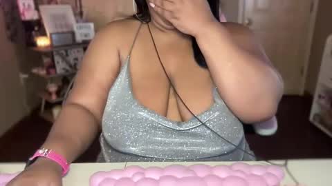 Southern Peach online show from December 10, 3:55 pm