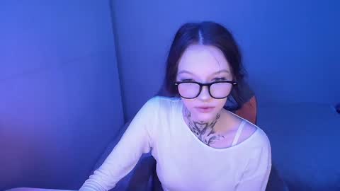 Snapshot of mefwhore chatting on February 2, 7:25 pm mefwhOre online show from February 2, 7:25 pm