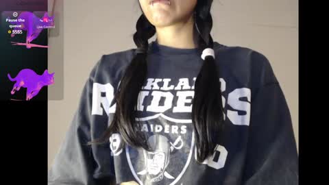 Snapshot of meg4nmiau chatting on December 17, 12:11 pm Meg4n Miauuuu online show from December 17, 12:11 pm