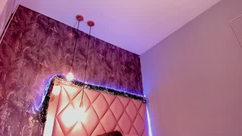 M E G A N online show from December 15, 7:53 pm