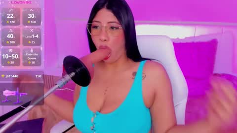 Megan online show from November 13, 1:10 pm