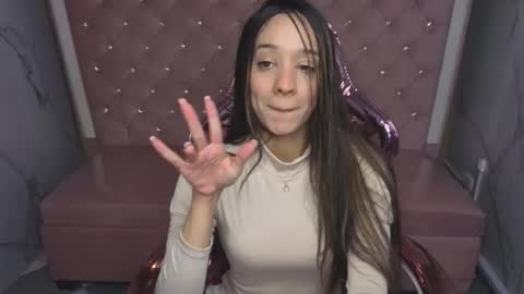 megan_collins_b online show from October 14, 1:46 pm