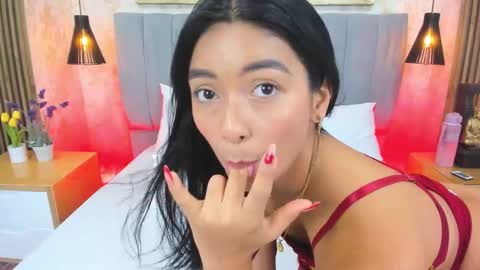 Carolina Paez online show from September 26, 1:09 pm