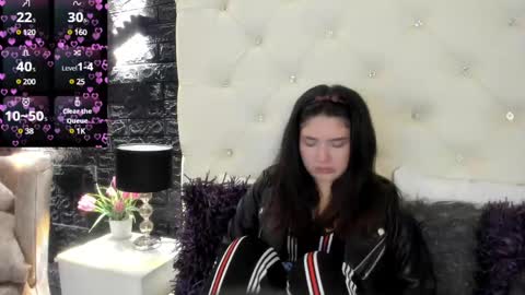     online show from December 7, 11:07 am