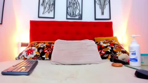 Snapshot of megan_fox_22 chatting on February 1, 10:44 pm Megan online show from February 1, 10:44 pm