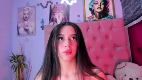 megan_jenner1 online show from January 6, 4:16 am