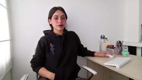 Megan online show from November 19, 8:20 pm