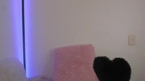 megan_palmer25 online show from February 28, 3:15 am