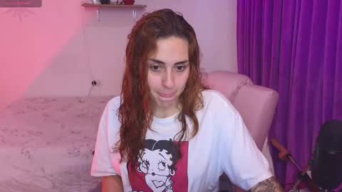                 Laura                 online show from October 9, 10:36 pm