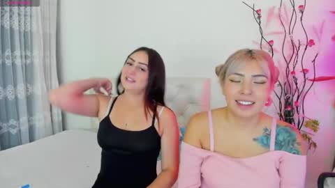 Snapshot of megan_sexrose chatting on January 21, 5:41 pm Megan rose online show from January 21, 5:41 pm