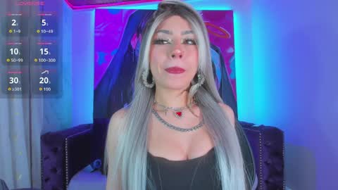 megan_shyne online show from June 4, 9:30 pm