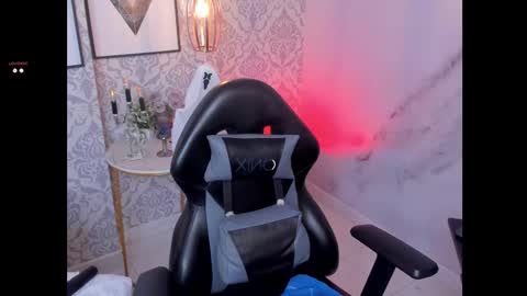 Snapshot of megan_slu chatting on October 22, 12:21 pm Megan Schedule 7 am to 200 pm GMT-5 online show from October 22, 12:21 pm