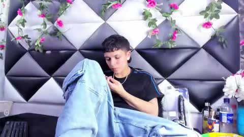 megan_thompsonn_ online show from November 30, 2:49 am