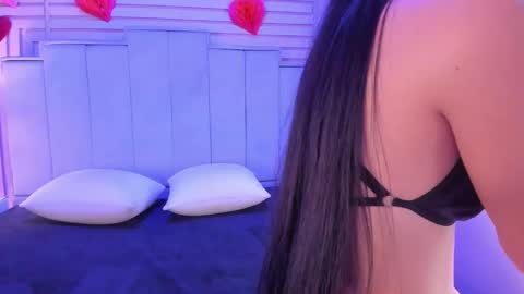 Jazmin  online show from February 20, 11:53 am