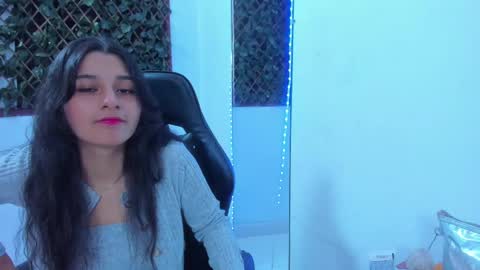 megan white 01  online show from March 9, 3:32 am