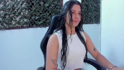 megan white 01  online show from February 3, 2:58 am