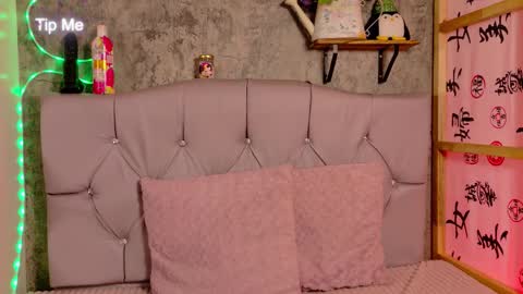 Snapshot of megan_xoxo1 chatting on October 8, 12:20 pm Megan online show from October 8, 12:20 pm