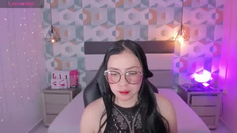 Snapshot of megancero chatting on March 6, 12:30 pm Megan online show from March 6, 12:30 pm