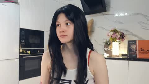Michelle online show from December 25, 5:05 am
