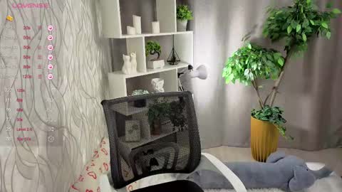 Snapshot of megancooks chatting on October 4, 5:13 am Michelle online show from October 4, 5:13 am