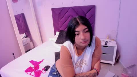 megancooperss online show from September 21, 12:59 pm
