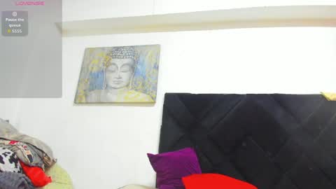 Kim  online show from April 21, 9:33 pm