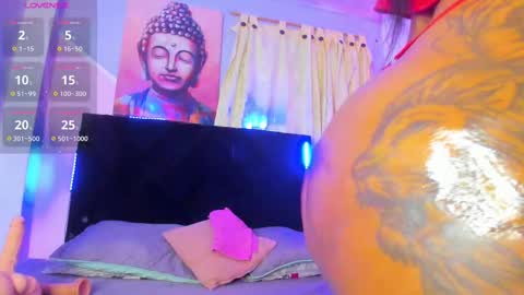 Snapshot of megandavidson chatting on September 13, 9:01 pm Kim online show from September 13, 9:01 pm