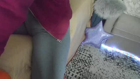 Nicki--------- Welcome to my Room online show from February 23, 5:56 pm