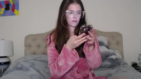 Snapshot of meganholly00 chatting on September 17, 8:40 pm Megan online show from September 17, 8:40 pm