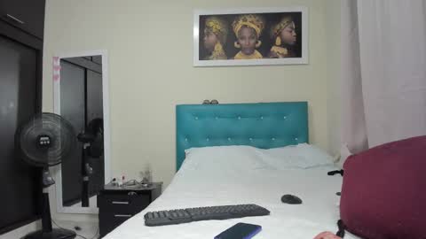 Snapshot of meganhotxx2 chatting on September 14, 3:59 am megan online show from September 14, 3:59 am